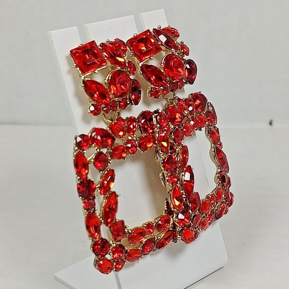 Gold Tone Metal Red Plastic Rhinestone Opulent Chandelier Earrings Square Drop - Picture 7 of 16